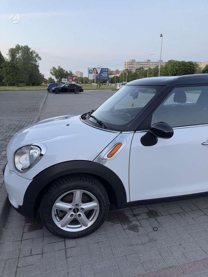 Mini Countryman 2012 — engine 1995 cm³, 111 HP (82kW)