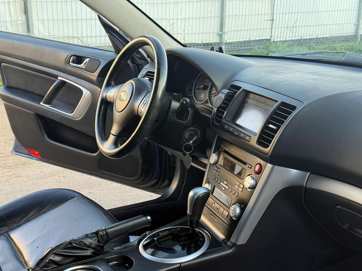 Subaru Outback 2007 — photo 13