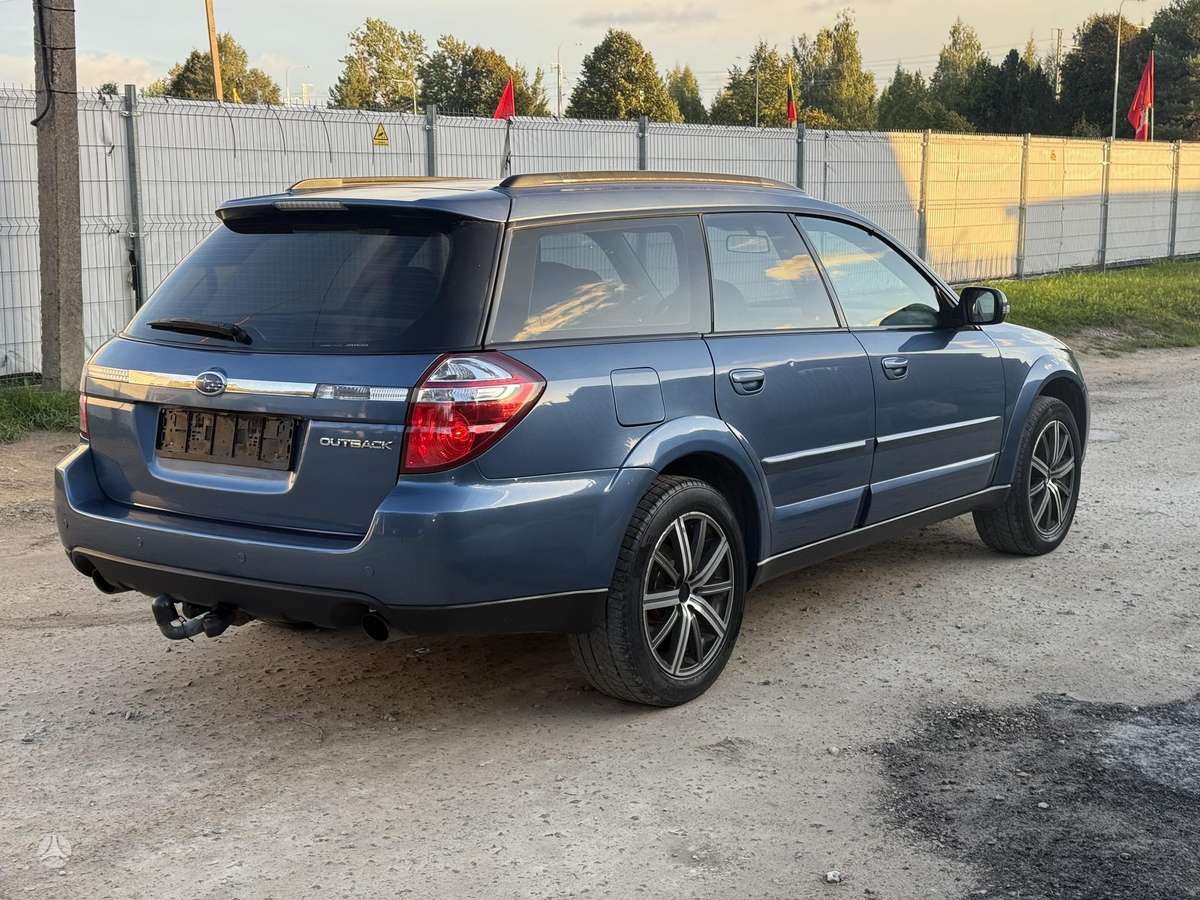 Subaru Outback 2007 — photo 7