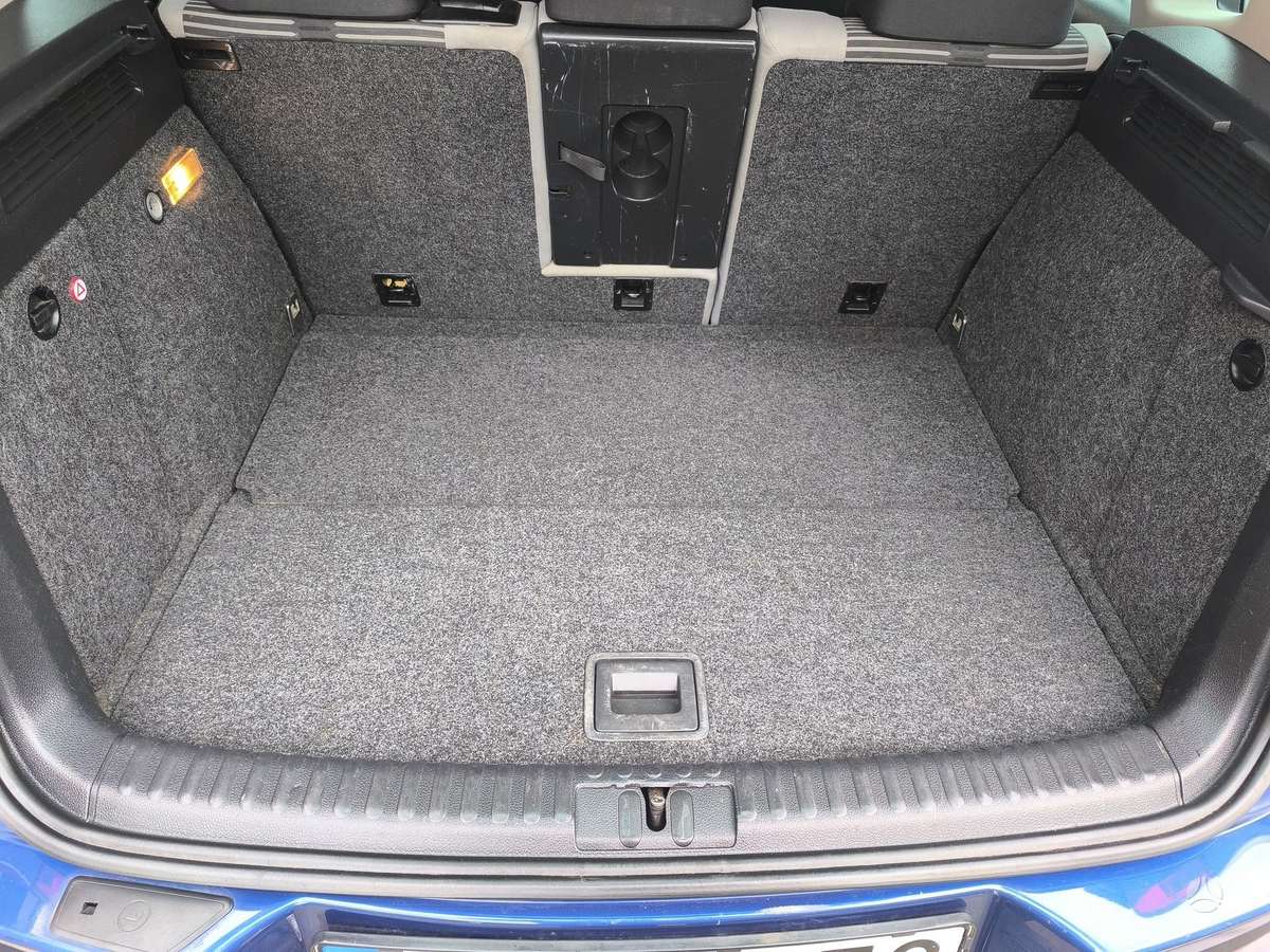 Volkswagen Tiguan 2010 — photo 26