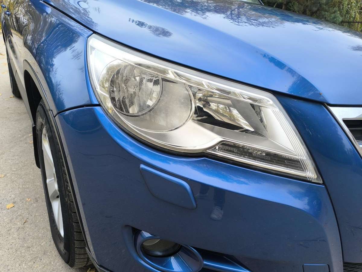 Volkswagen Tiguan 2010 — photo 5