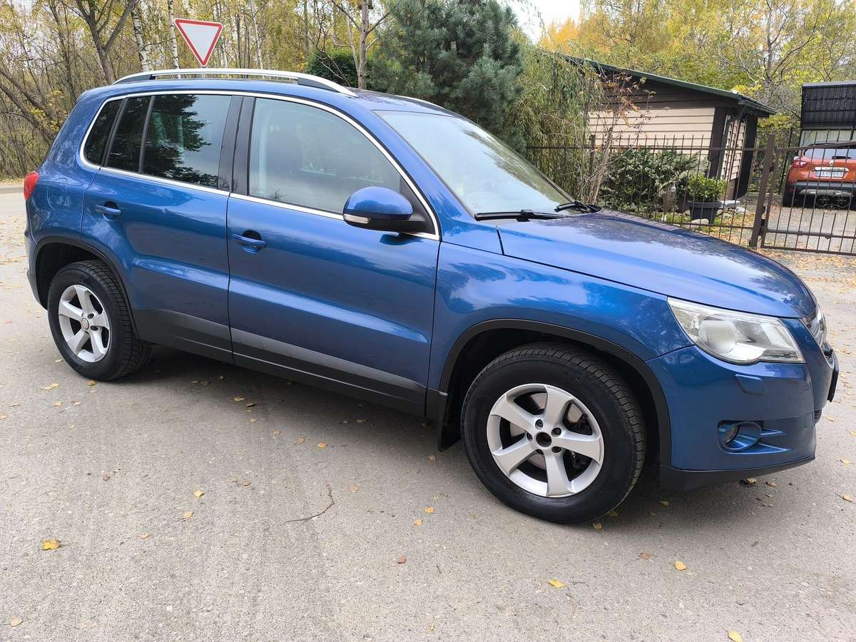 Volkswagen Tiguan 2010 — photo 7