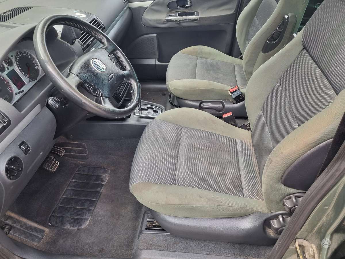 Volkswagen Sharan 2004 — photo 16