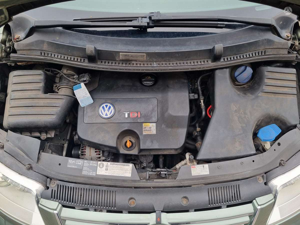 Volkswagen Sharan 2004 — photo 30