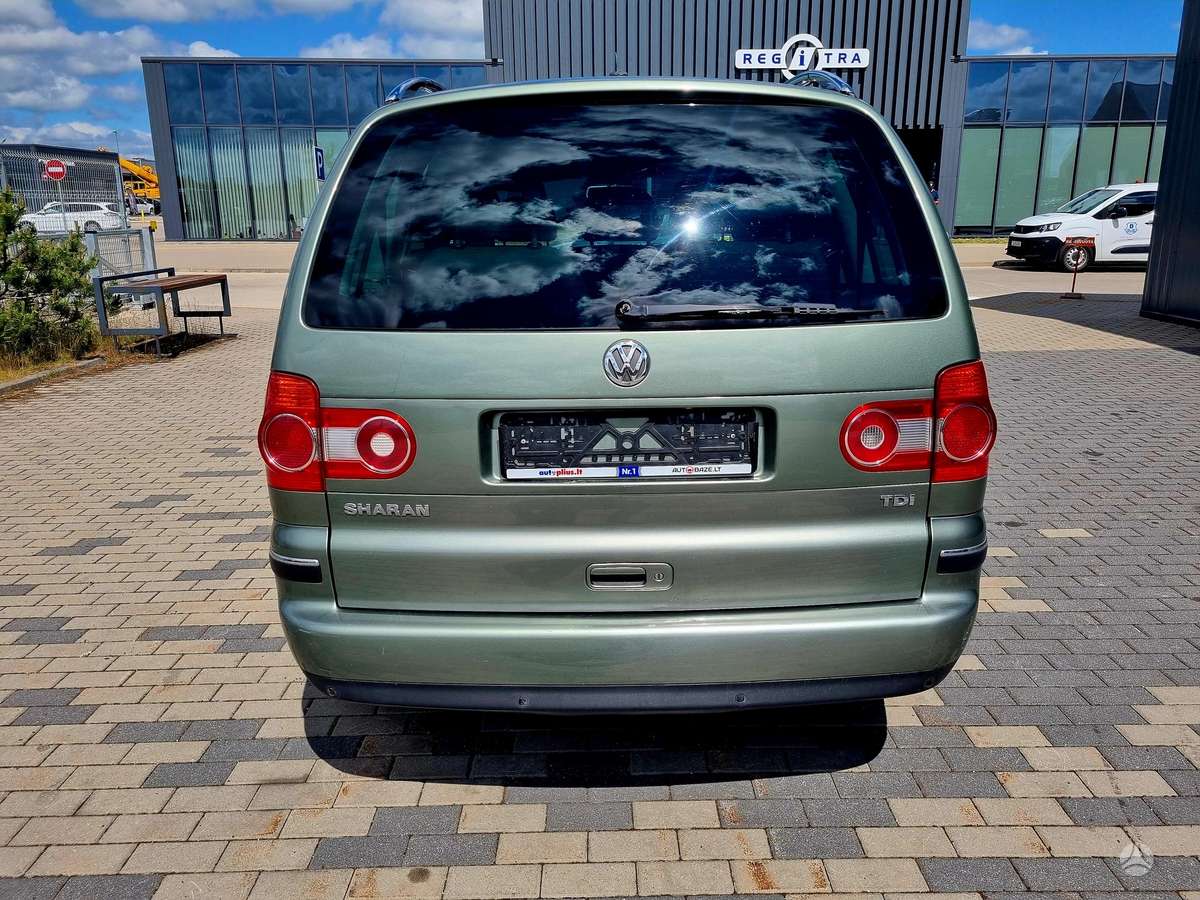Volkswagen Sharan 2004 — photo 6