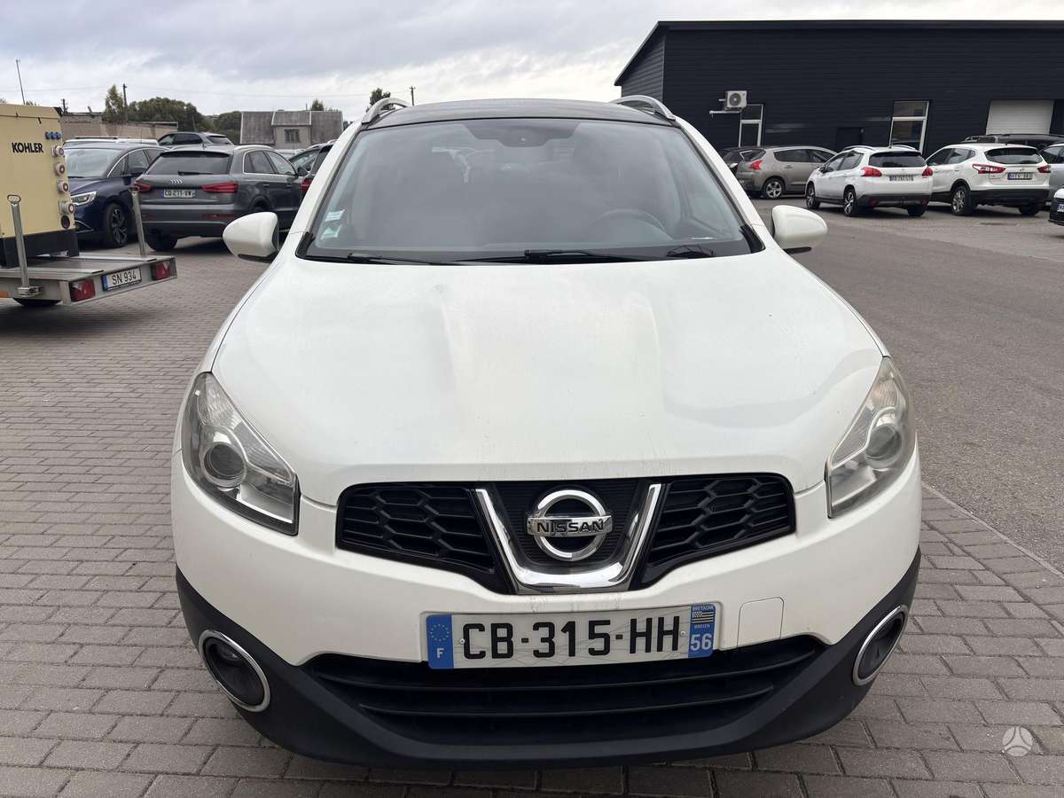 Nissan Qashqai+2 2012 — вигляд ззаду