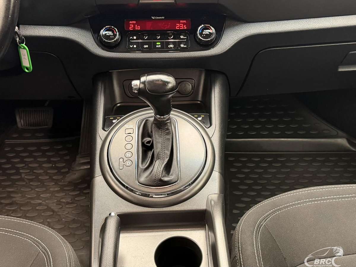 Kia Sportage 2012 — фото 19