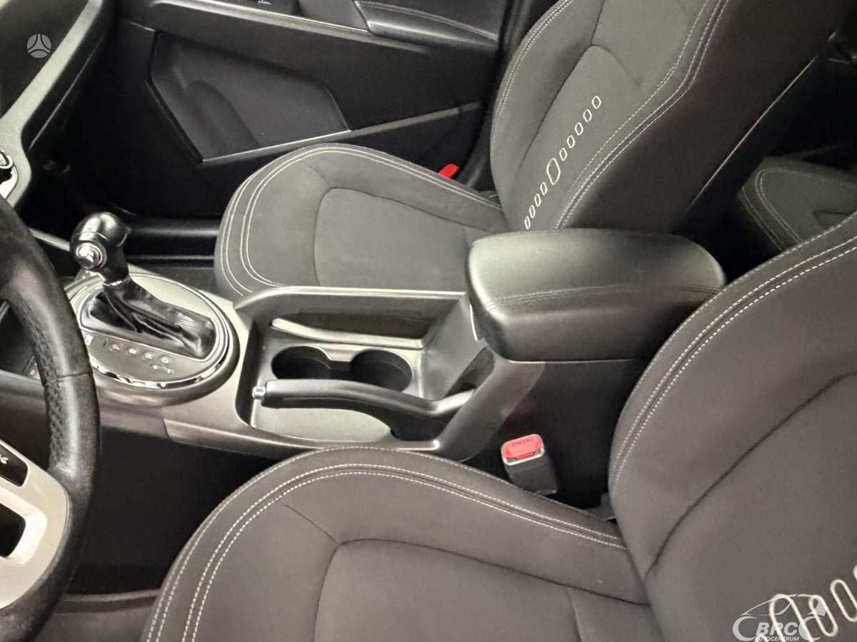 Kia Sportage 2012 — фото 25
