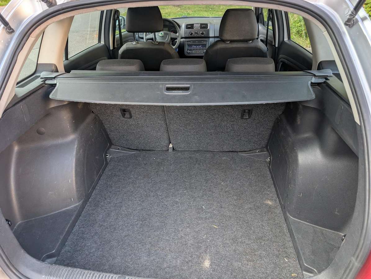 Skoda Fabia 2012 — photo 8