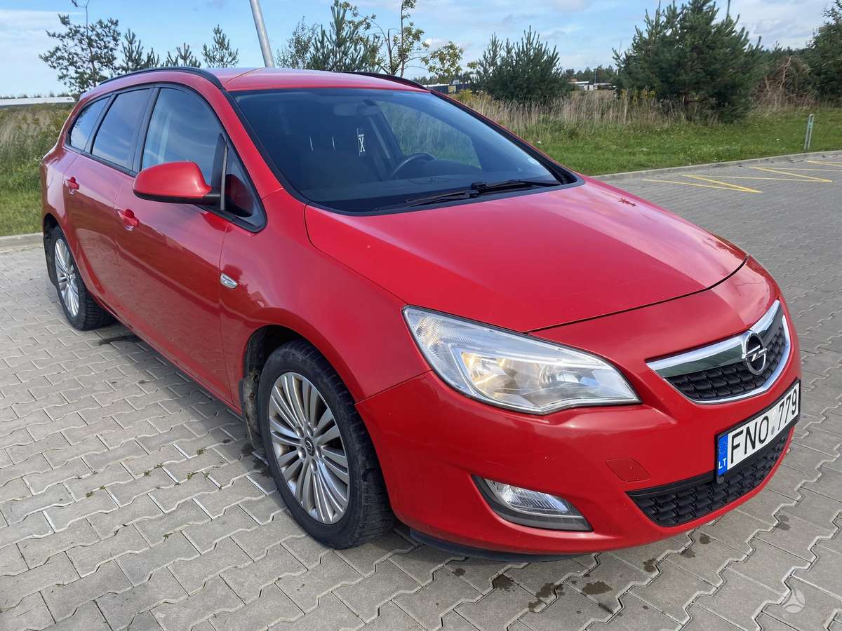 Opel Astra 2011 — авто для ЗСУ з Європи