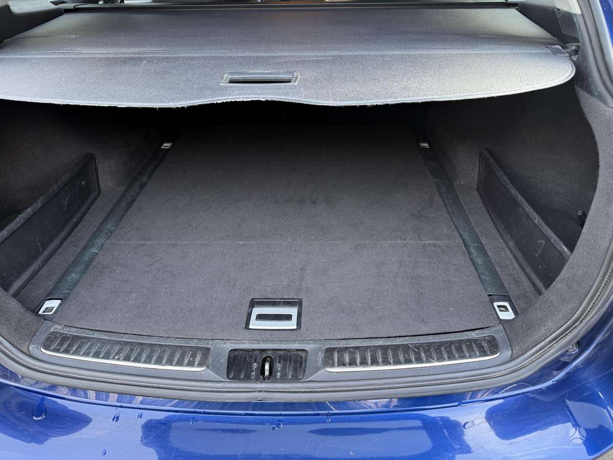 Toyota Avensis 2015 — photo 25