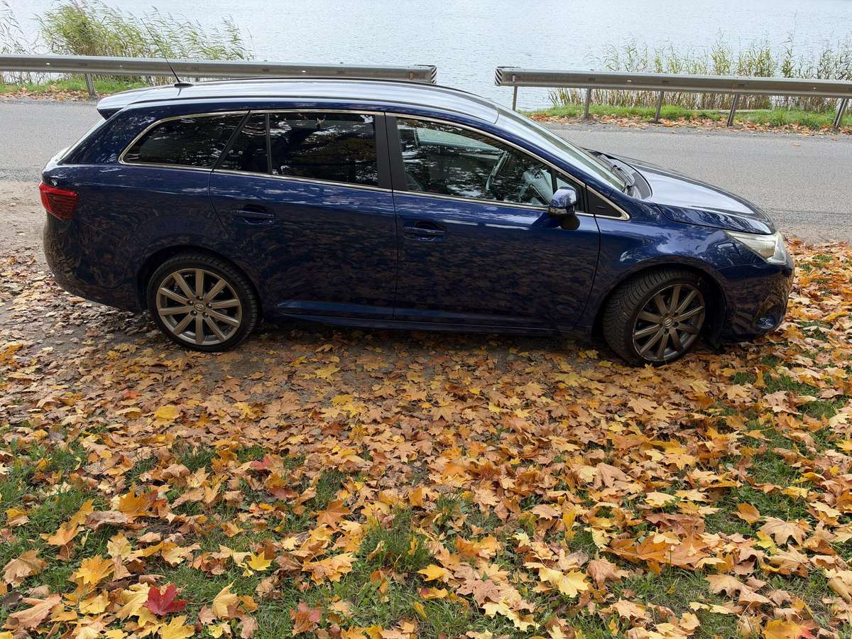 Toyota Avensis 2015 — photo 5