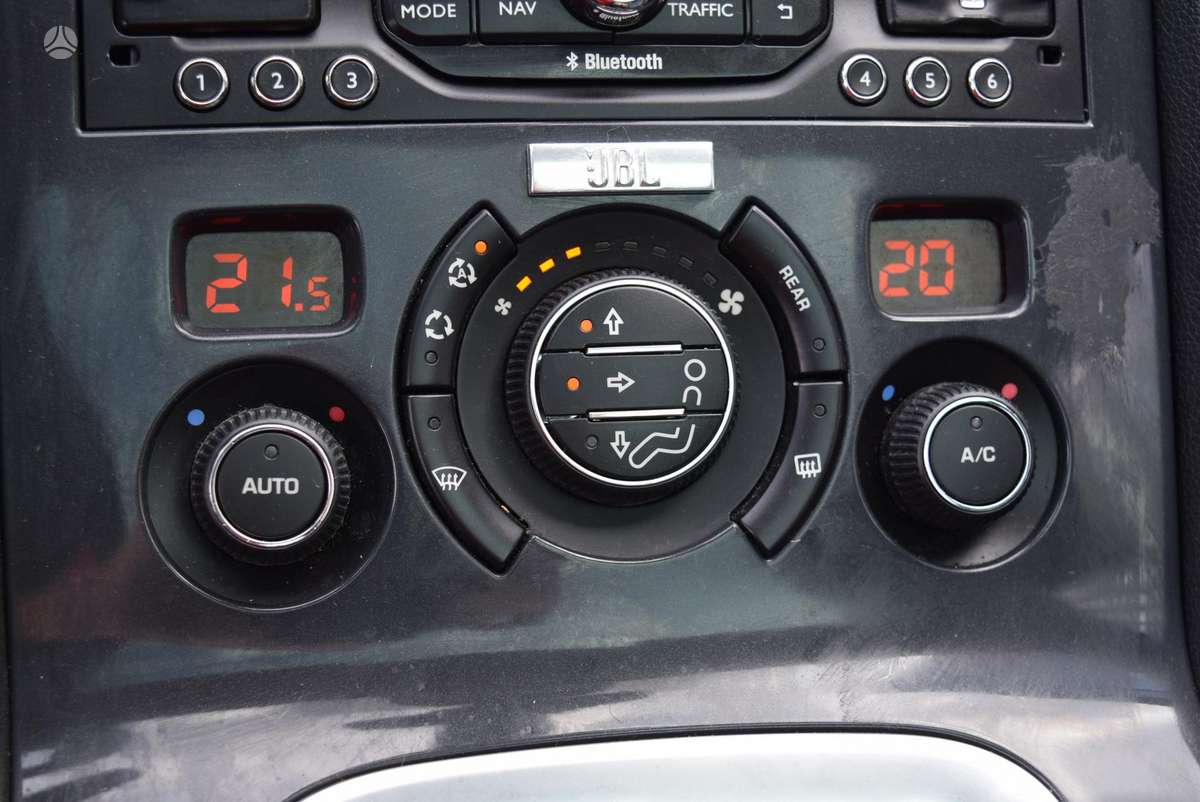 Peugeot 5008 2014 — photo 16