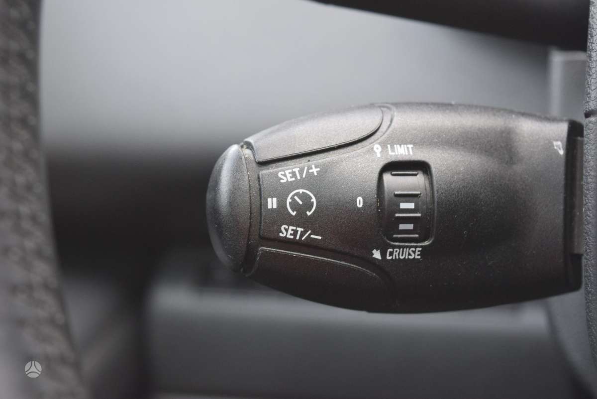 Peugeot 5008 2014 — photo 19