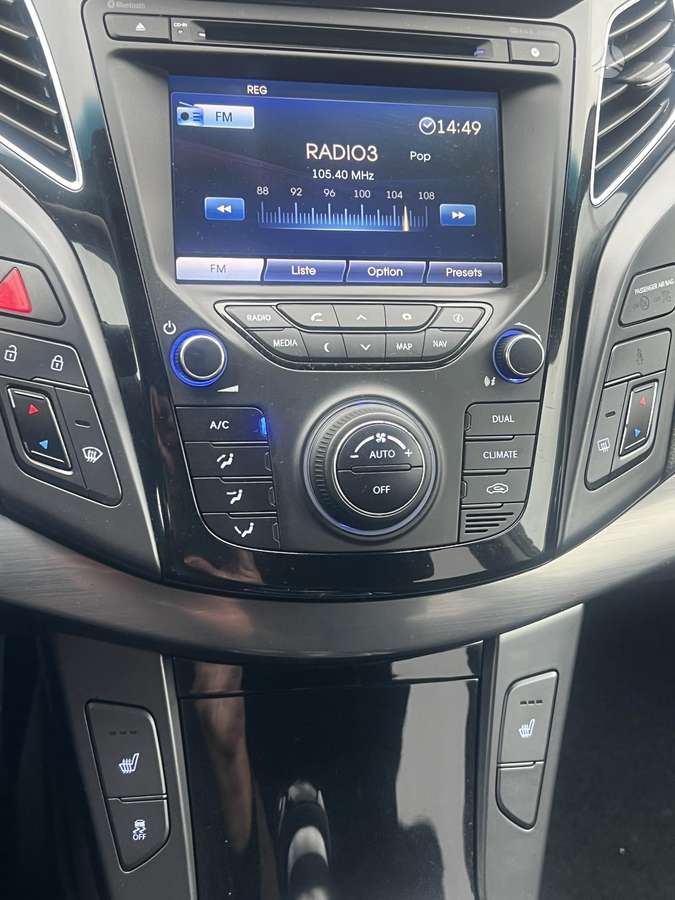 Hyundai i40 2012 — photo 15