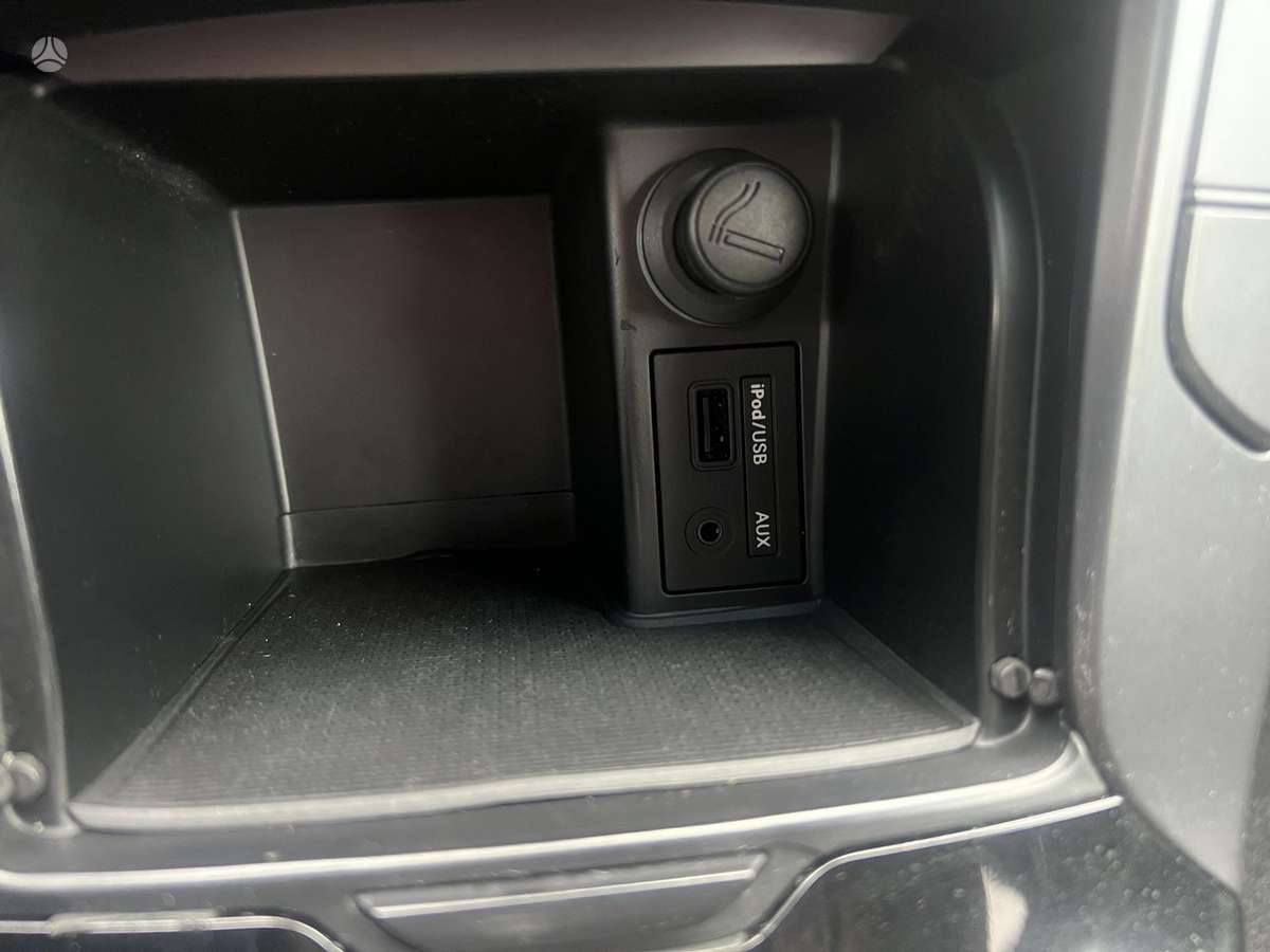 Hyundai i40 2012 — photo 23