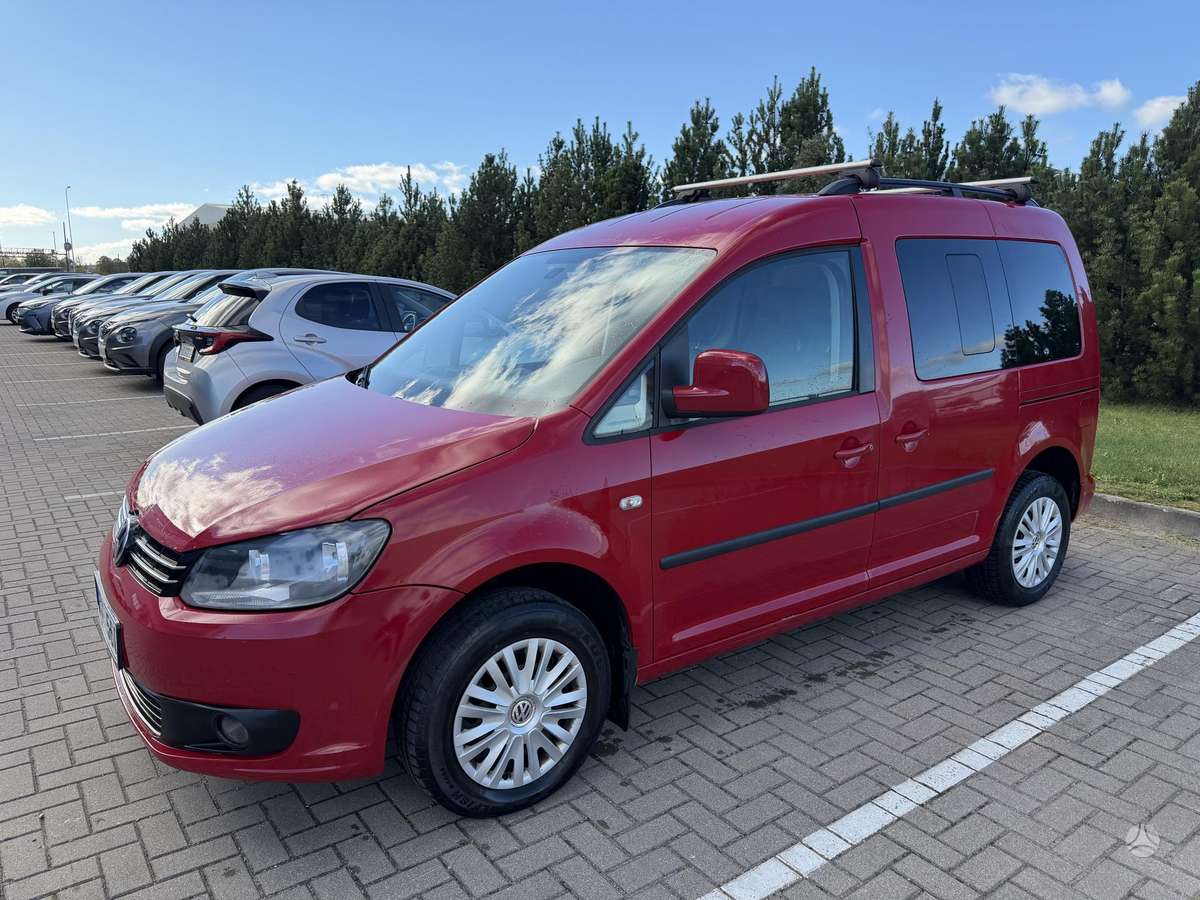 Volkswagen Caddy 2011 — interior