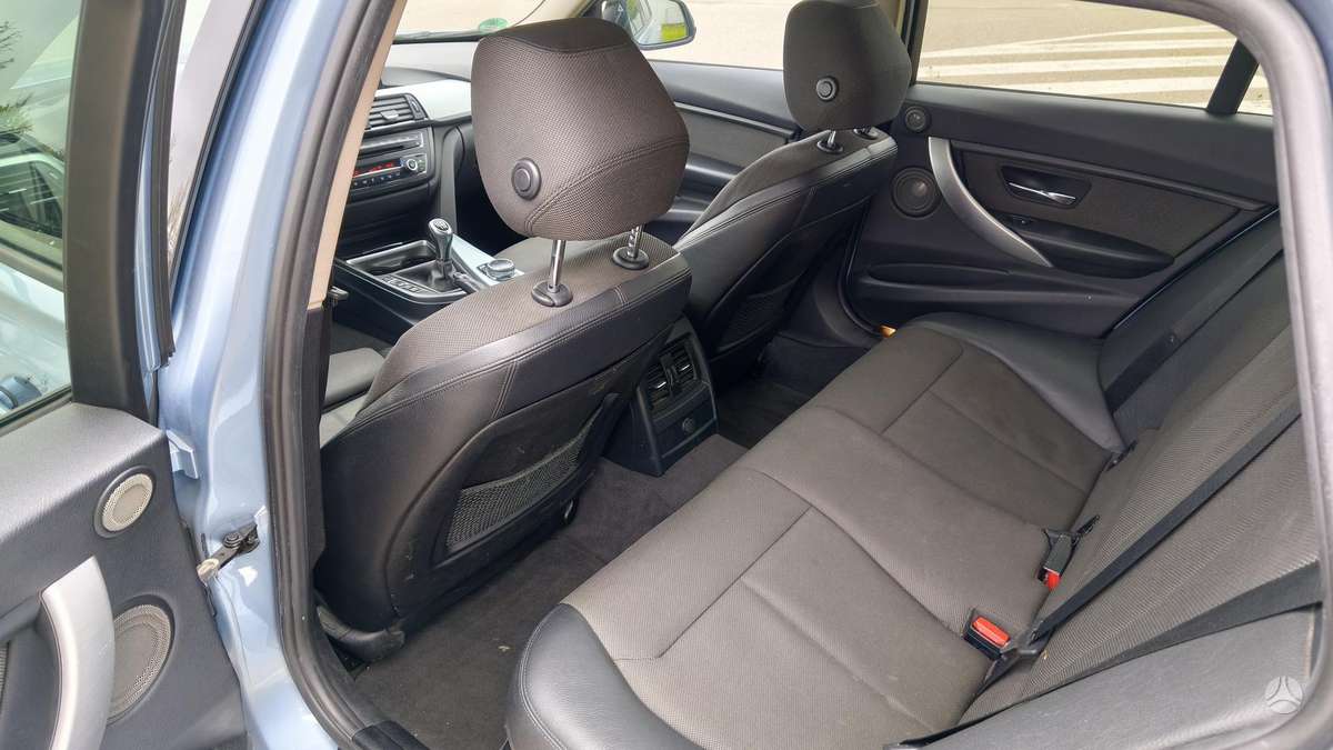 BMW 325 2014 — photo 10
