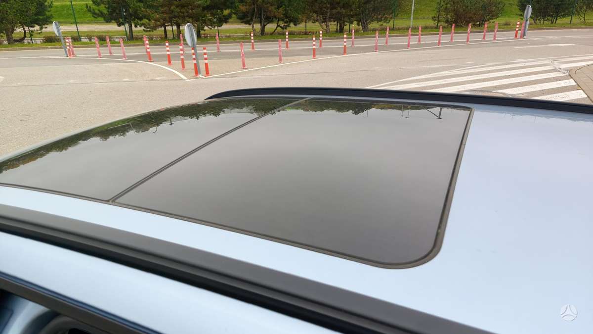 BMW 325 2014 — photo 12