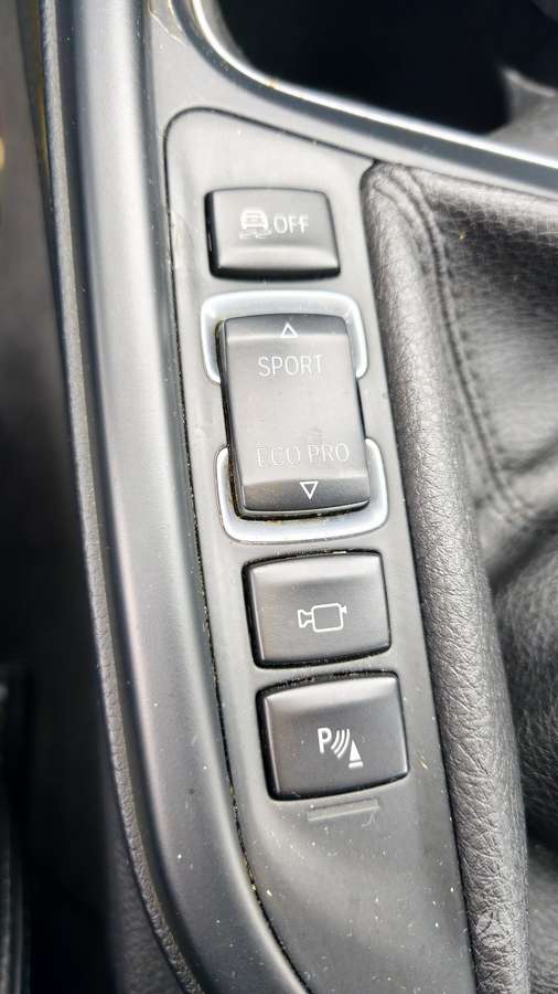 BMW 325 2014 — photo 21