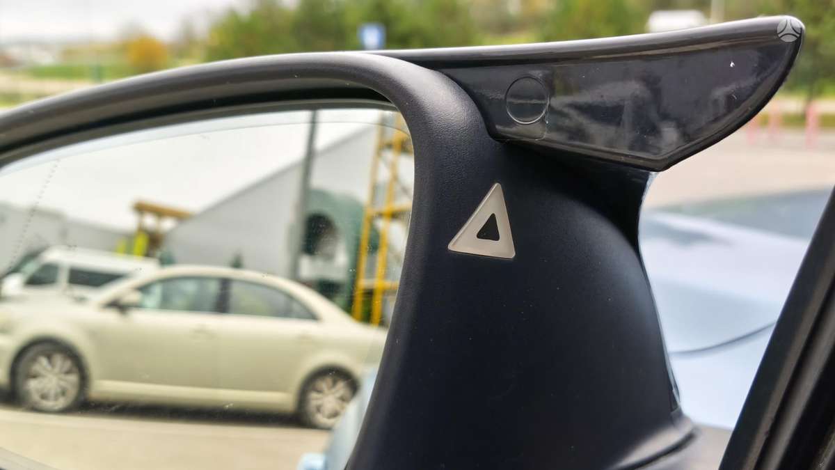 BMW 325 2014 — photo 22