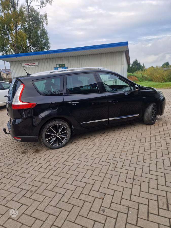 Renault Grand 2014 — photo 10