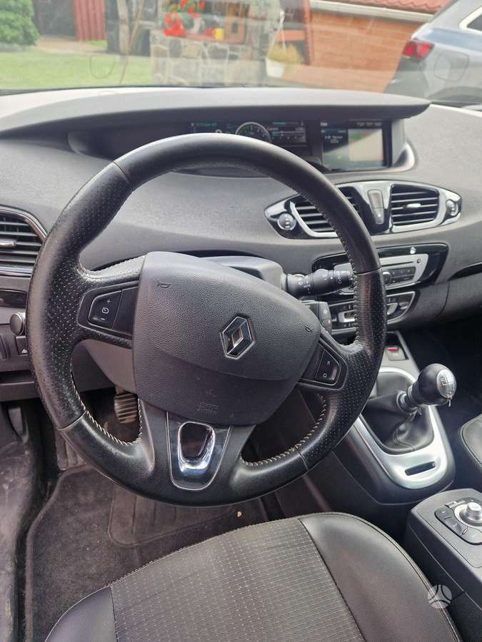 Renault Grand 2014 — photo 22