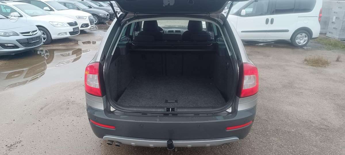 Skoda Octavia 2012 — photo 12