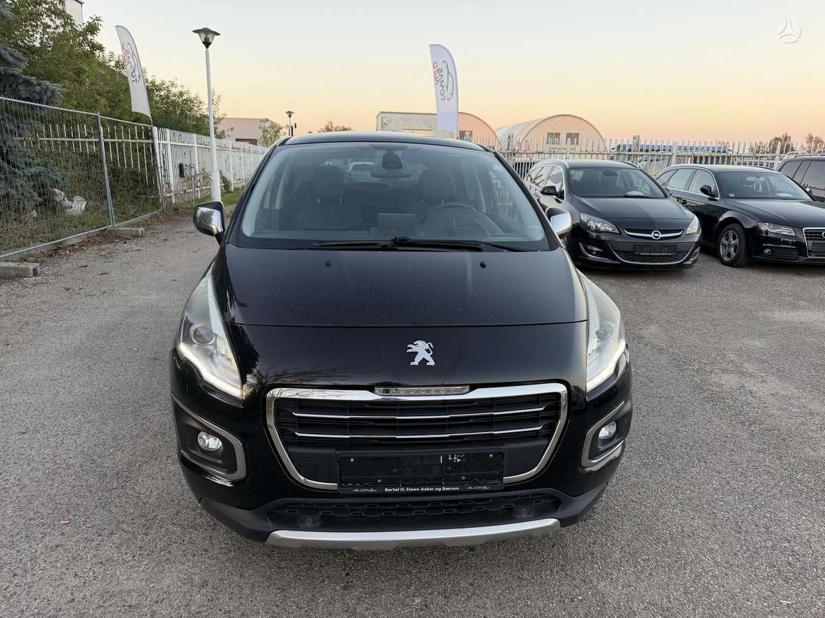 Peugeot 3008 2015 — салон