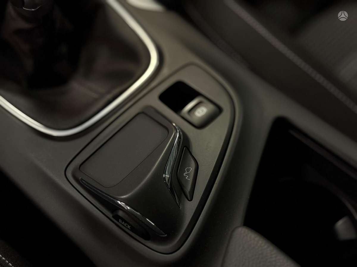 Opel Insignia 2014 — photo 14