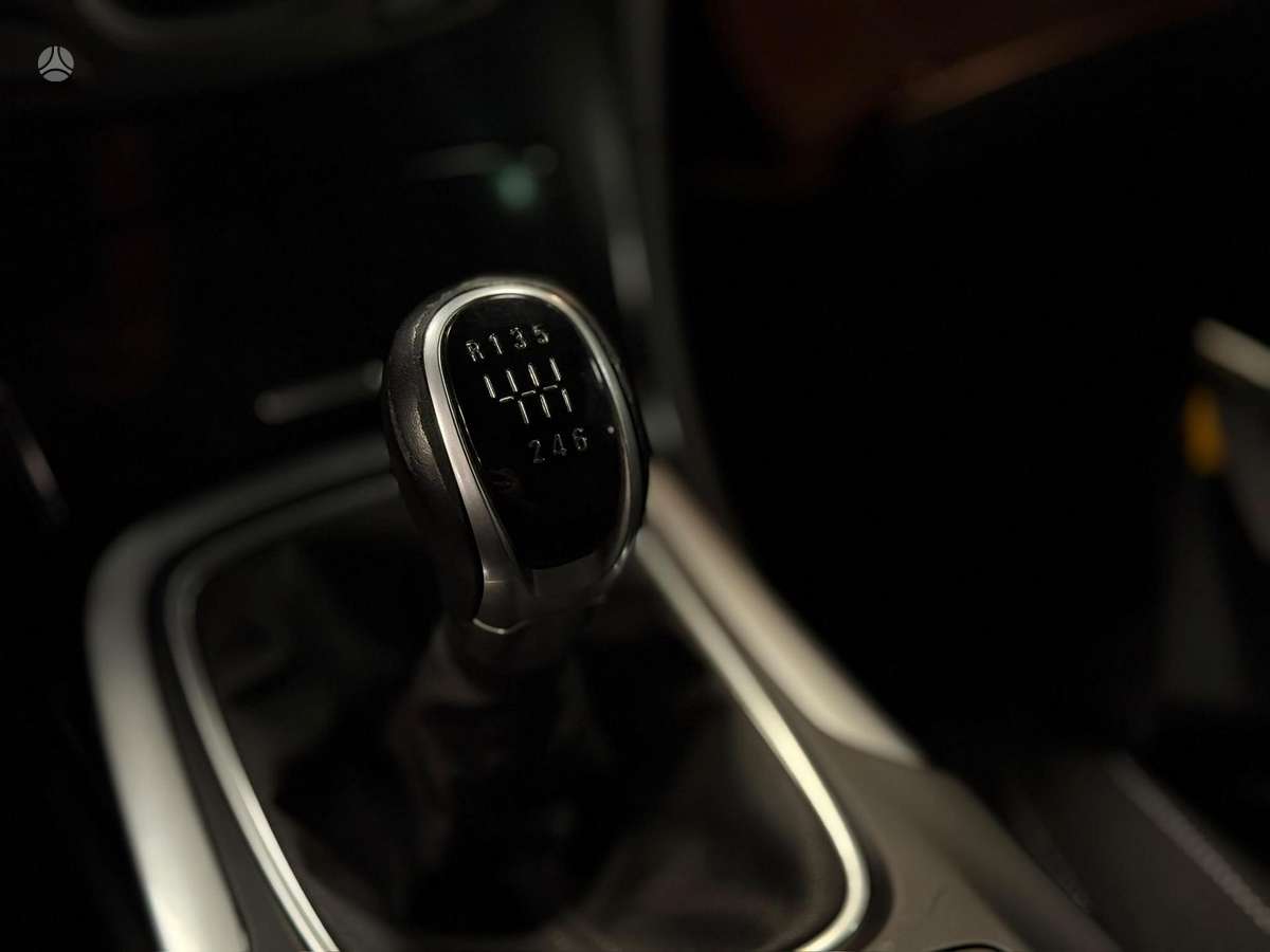 Opel Insignia 2014 — photo 15