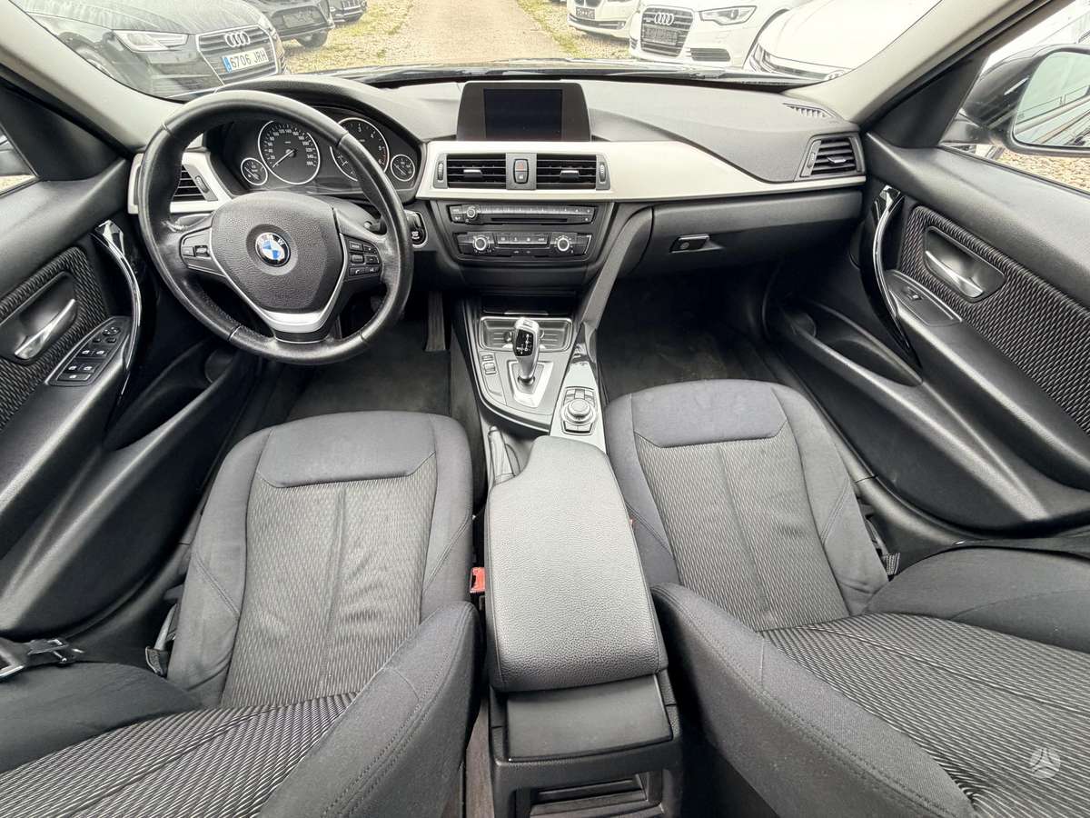 BMW 320 2015 — photo 7