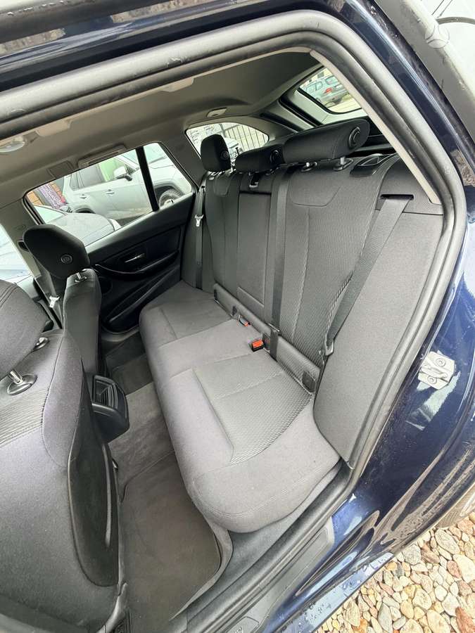 BMW 320 2015 — photo 8