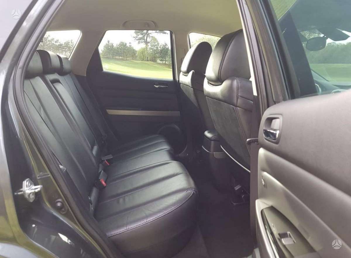 Mazda CX-7 2011 — photo 11