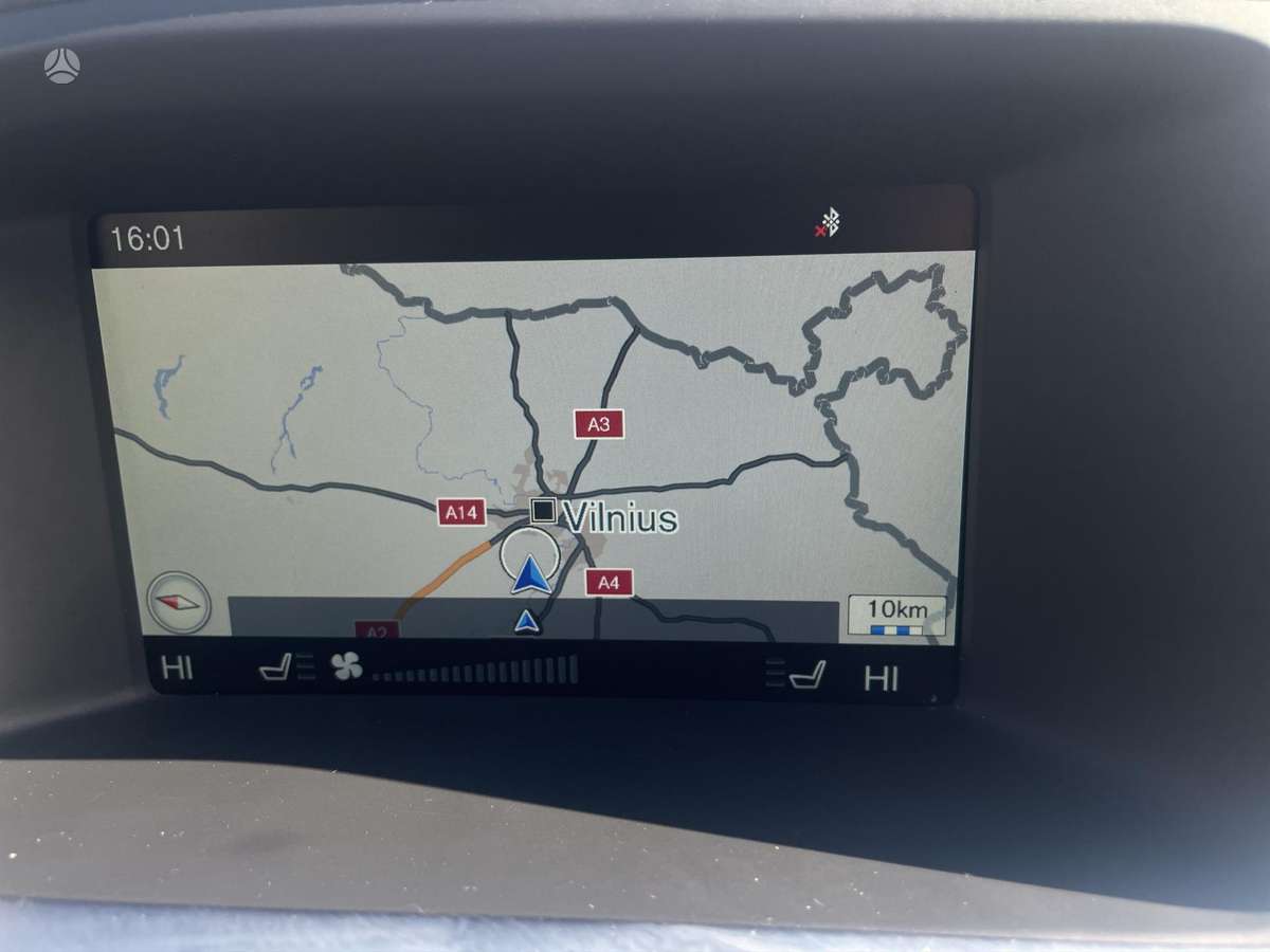 Volvo V60 2014 — photo 16