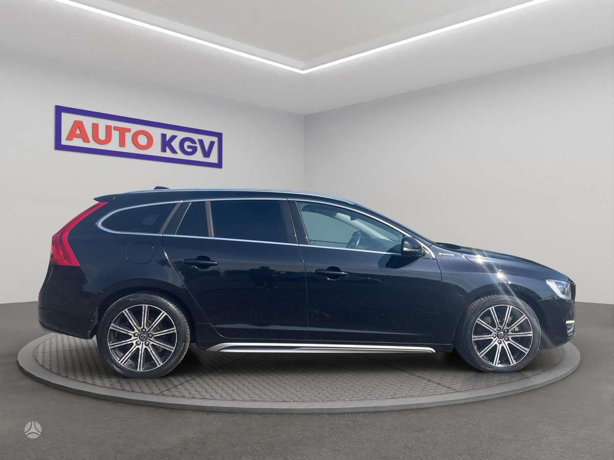 Volvo V60 2014 — photo 6