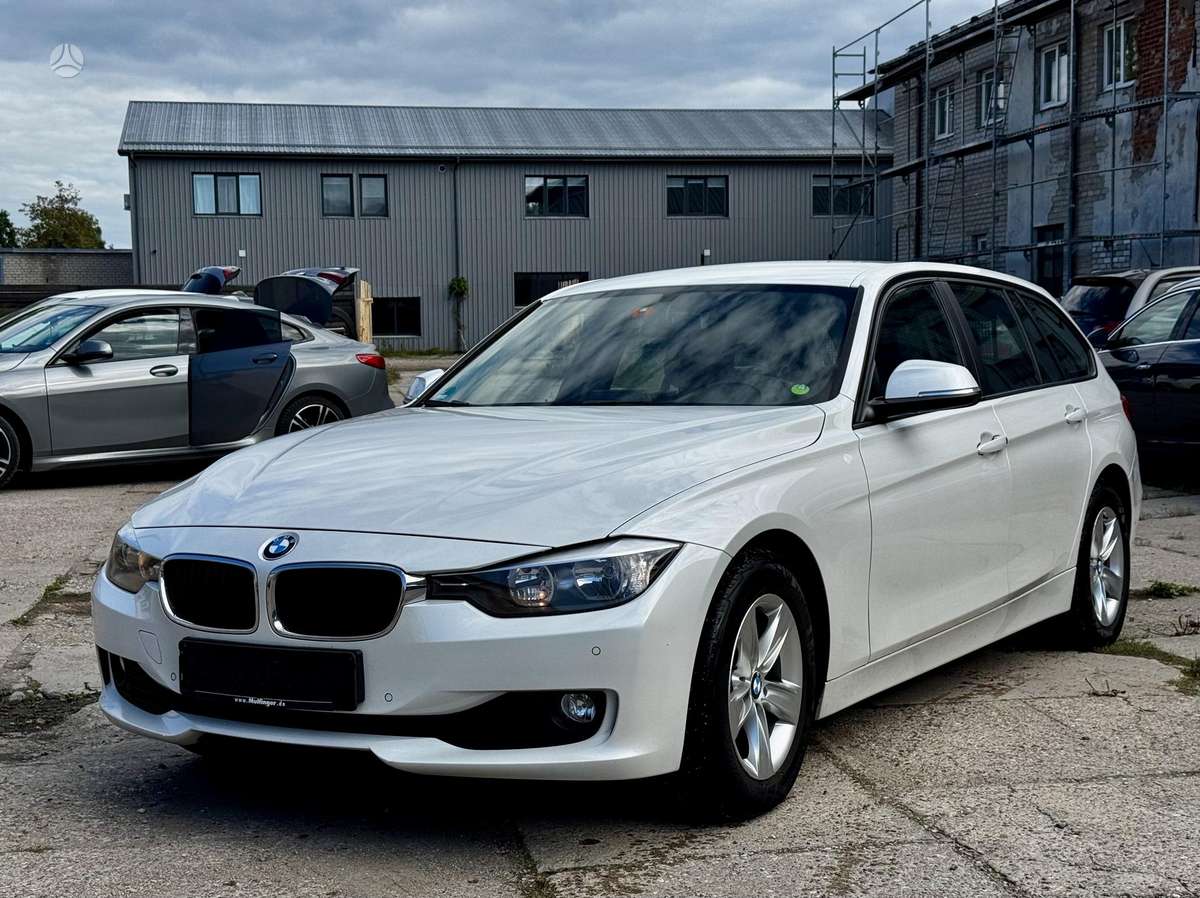 BMW 320, 2013
