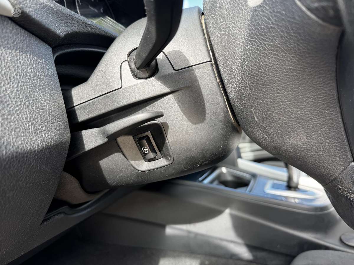 BMW 320 2013 — photo 10
