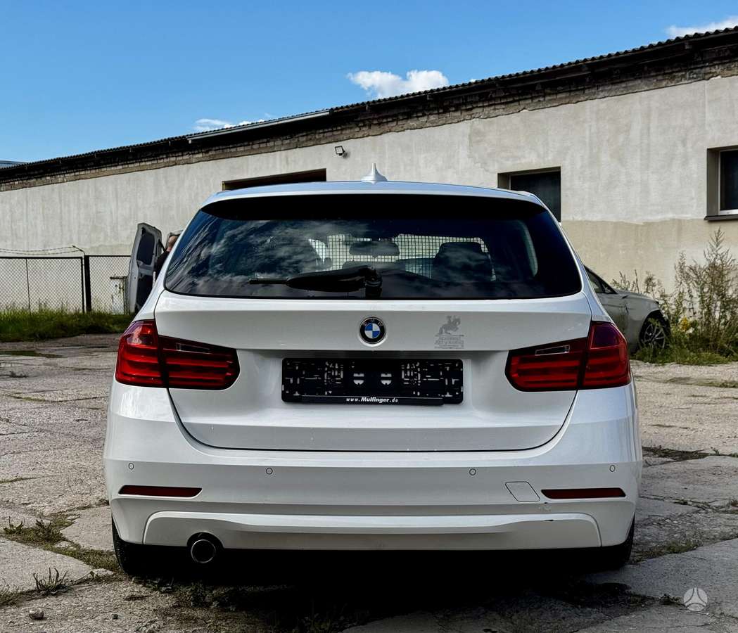 BMW 320 2013 — photo 7