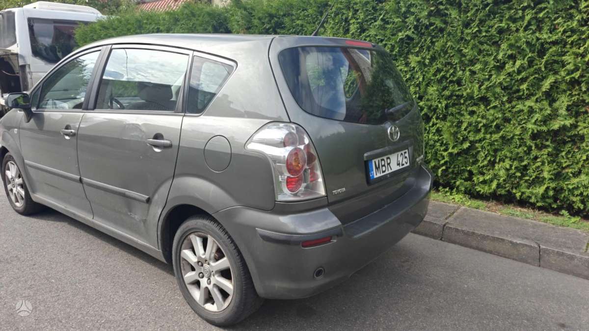 Toyota Corolla 2007 — салон