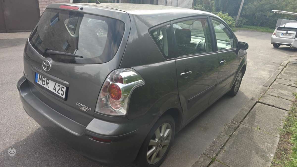 Toyota Corolla 2007 — двигун 1794 cm³, 129 HP (95kW)