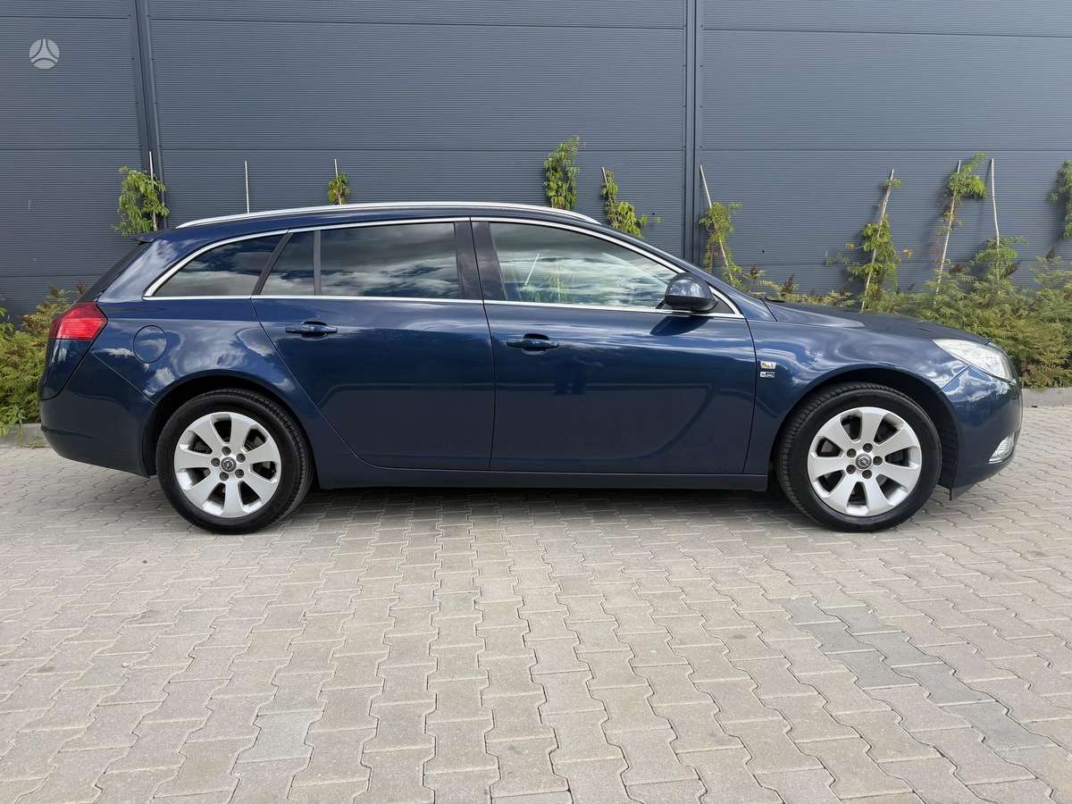 Opel Insignia 2012 — photo 6
