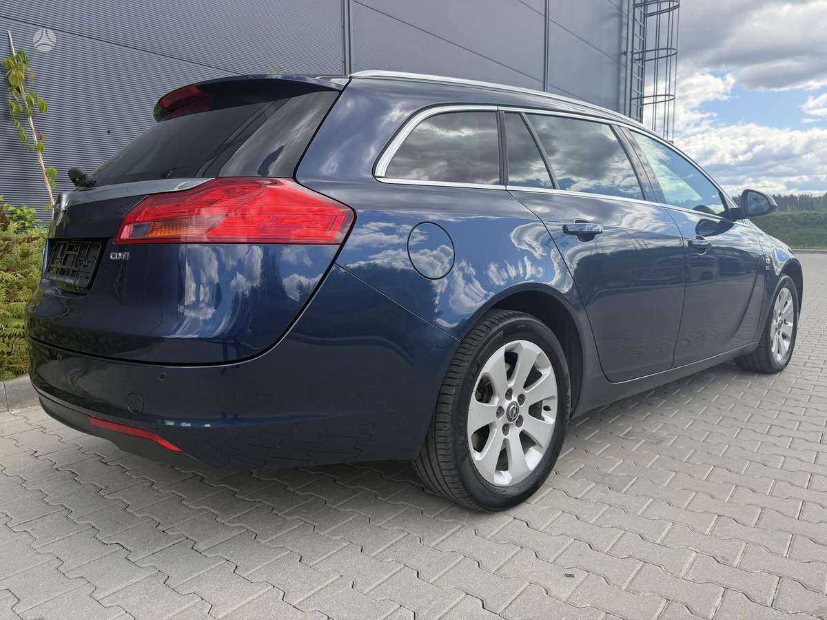 Opel Insignia 2012 — photo 7