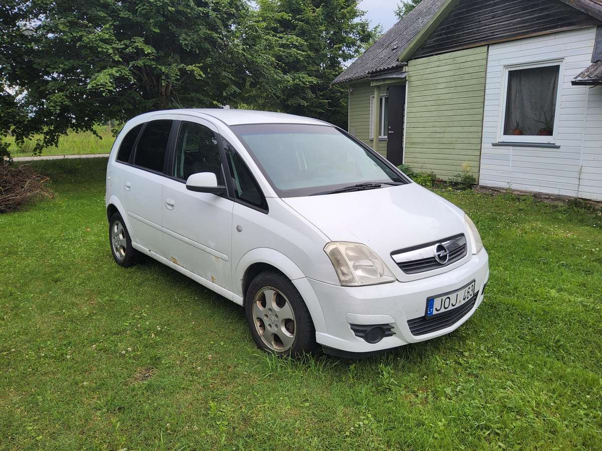 Opel Meriva 2007 — rear view
