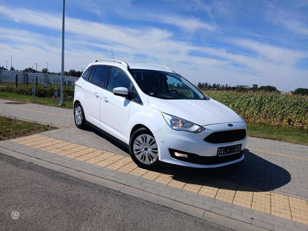 Ford Grand 2015 — photo 5