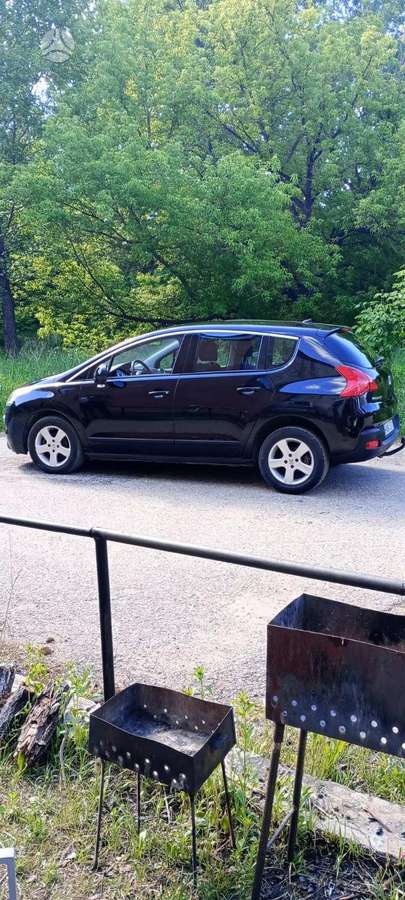 Peugeot 3008 2010 — engine 1560 cm³, 111 HP (82kW)