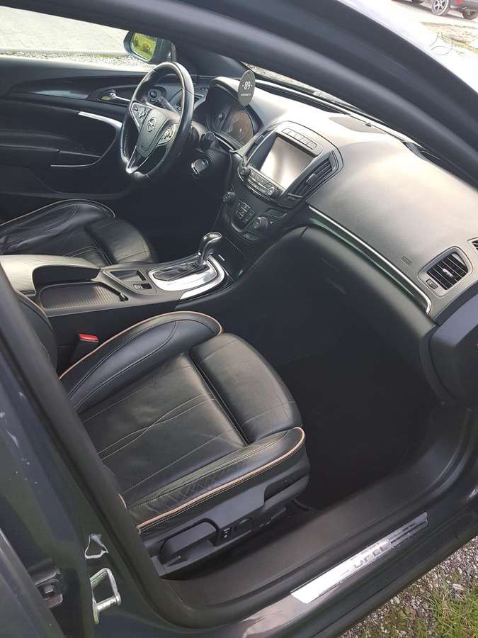 Opel Insignia 2015 — photo 17
