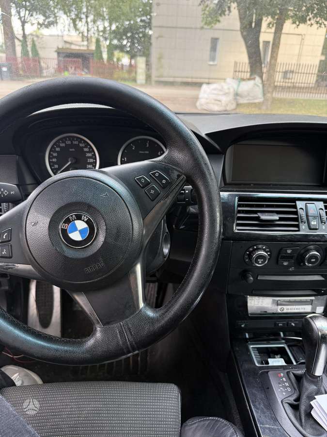 BMW 525 2005 — photo 6