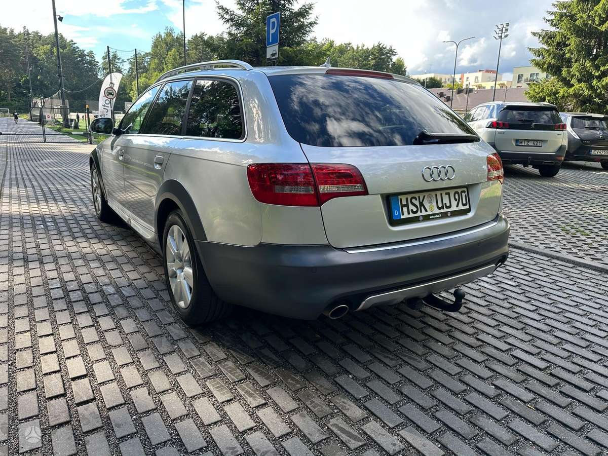 Audi A6 2011 — двигун 2698 cm³, 190 HP (140kW)