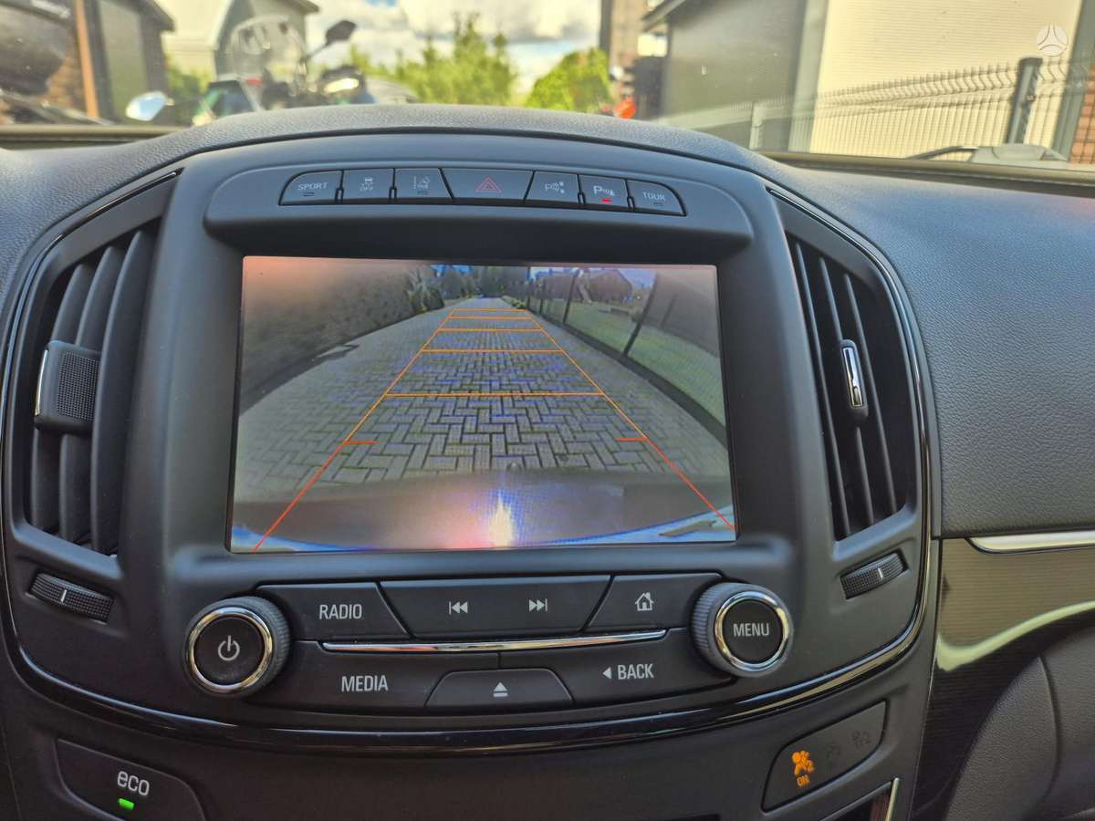 Opel Insignia 2014 — photo 19